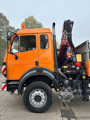 Vrachtwagen met kraan Mercedes-Benz SK 1824 AK*4x4*HMF 1253 K4 B3*Seilwinde