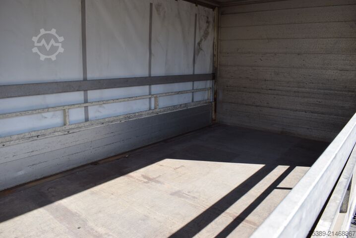 Φορτηγό pick-up Mercedes-Benz Vario  Vario 616 D GetränkeNutzlast 2450KG