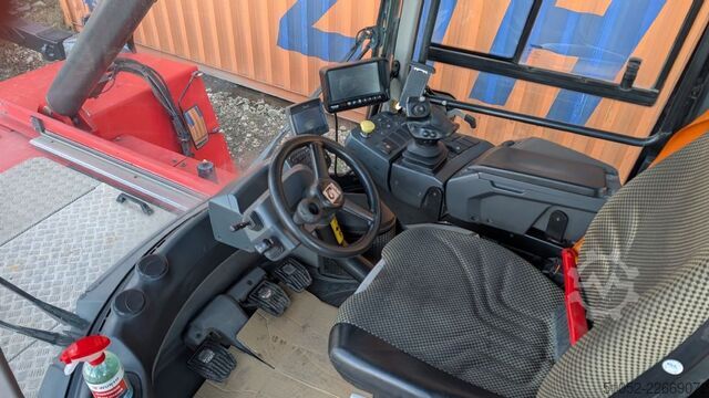 Leercontainer Reachstacker Kalmar DRG100-54S6