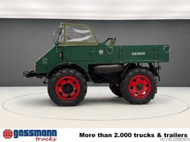 Aangepaste bestelwagen Unimog Unimog 2010, 401/51 / BOEHRINGER