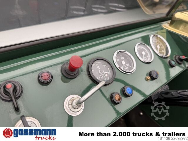 Aangepaste bestelwagen Unimog Unimog 2010, 401/51 / BOEHRINGER