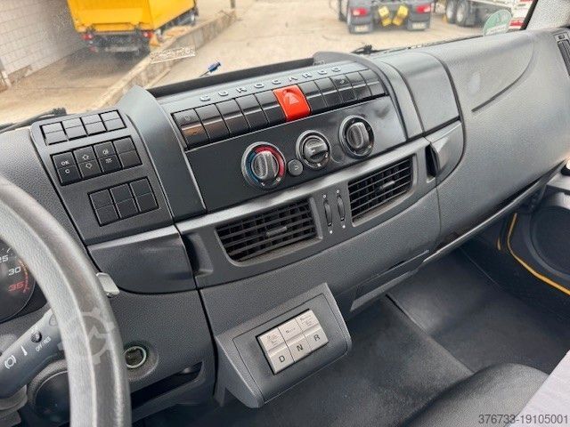 Vrachtwagen met bakwagen IVECO ML75E16/P E6 RS 3690 Koffer LBW nur 62TKM