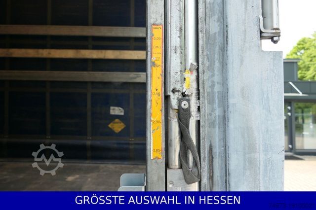 Auflieger mit Pritsche & Plane SCHMITZ CARGOBULL Mega Varios 3,05m Innen Ferry EX/II ¤279.-mtl.