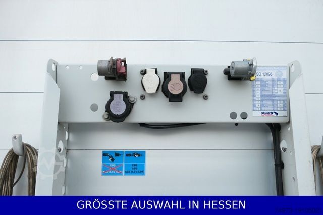 Auflieger mit Pritsche & Plane SCHMITZ CARGOBULL Mega Varios 3,05m Innen Ferry EX/II ¤279.-mtl.