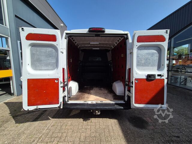 Bestelwagen dubbele cabine Fiat Ducato 2.2D L3H2/ DC 6pers/ Airco/ Navi/ Camera