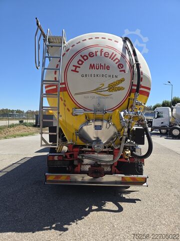 Siló teherautó Mercedes-Benz Actros 2545