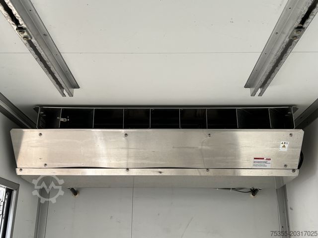 Rashladni kamion IVECO EuroCargo ML160E28 MitsubTU85 Tiefkühl 7,6m LBW