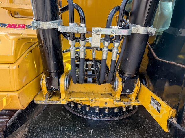 Koparka gąsienicowa Caterpillar 319D OQ80 vollhydr. Klima Kamera