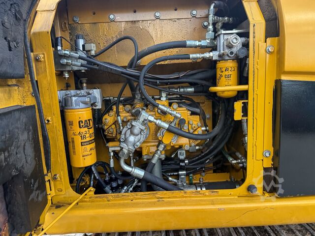 Koparka gąsienicowa Caterpillar 319D OQ80 vollhydr. Klima Kamera