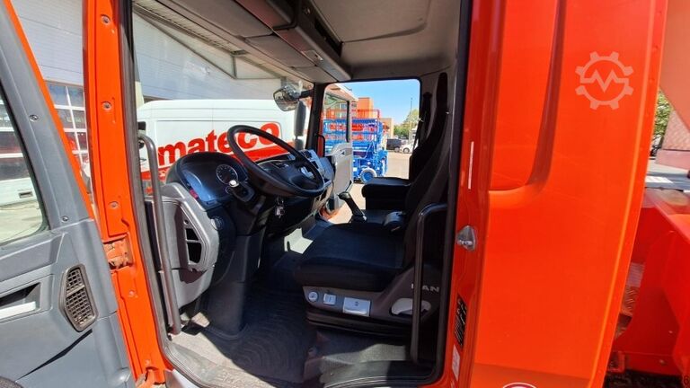 Kamyona monte platform Palfinger WT 300