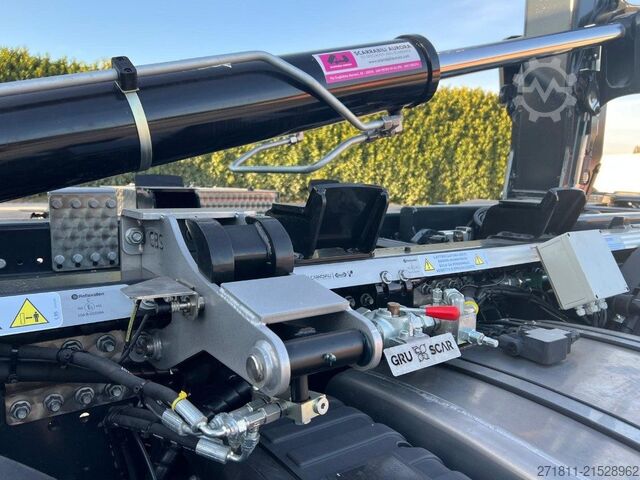 Roll-off container IVECO IVECO TRAKKER T-WAY AD500 NUOVO SCARRABILE