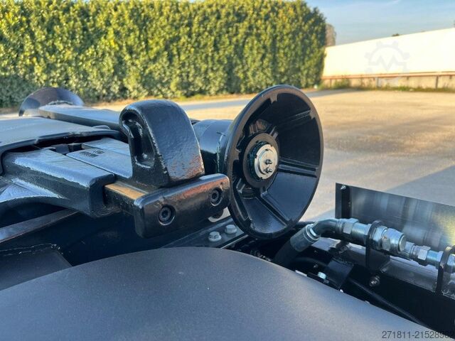 Roll-off container IVECO IVECO TRAKKER T-WAY AD500 NUOVO SCARRABILE