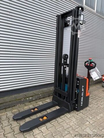 Pedestrian Stacker Noblelift PS16L