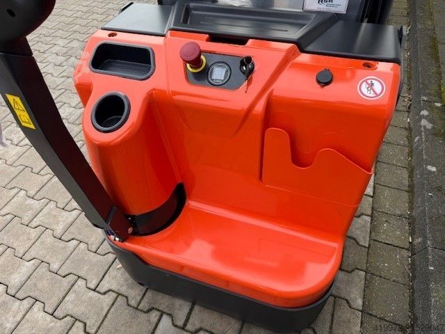 Pedestrian Stacker Noblelift PS16L