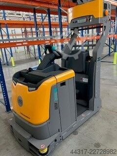 Mobiele industriële robot AGV AMR FTS Jungheinrich AGV 55 OTC