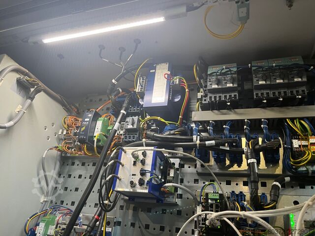 Abkant presă TRUMPF TruLaser 3030 Fiber (L49)