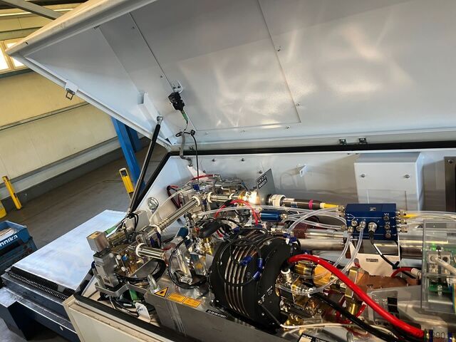 Abkant presă TRUMPF TruLaser 3030 Fiber (L49)