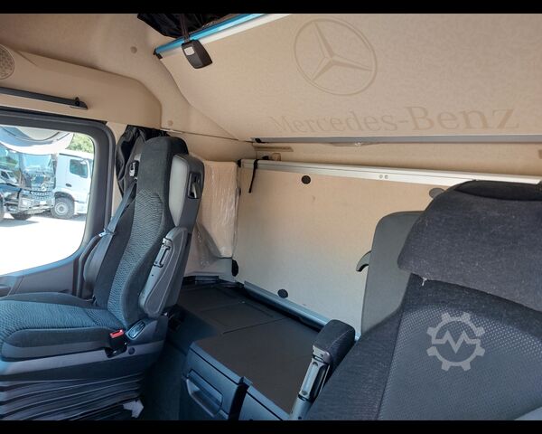 Carroçaria amovível com estrutura em caixa MERCEDES-BENZ Actros 5 25 6x2 - Actros 5 2553 L 6x2