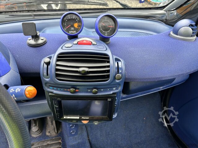 Customized delivery van Smart fortwo 450