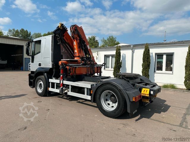 Tractor estándar IVECO Stralis 420 Atlas KRAN 17m FUNK
