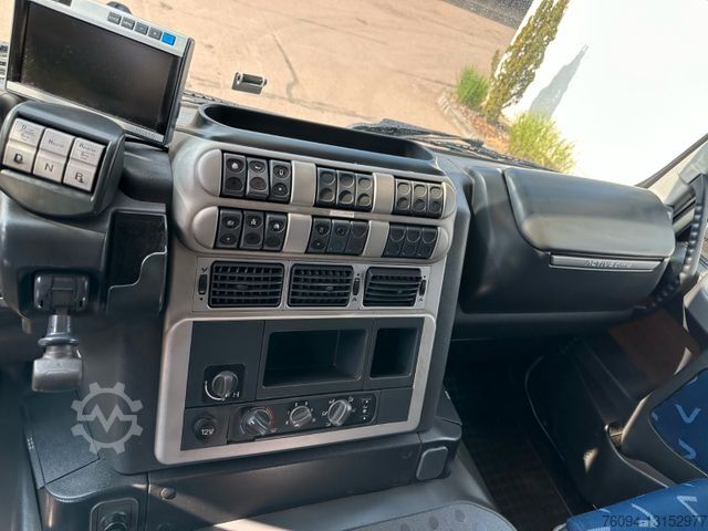 Tractor estándar IVECO Stralis 420 Atlas KRAN 17m FUNK