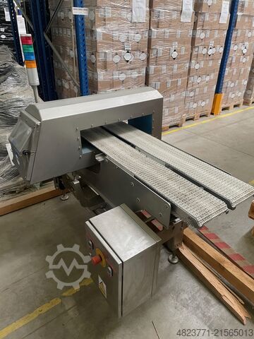 Meat processing machine LOMA MDP302-12303D