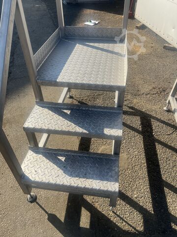 Schody do obsługi maszyn Inox  