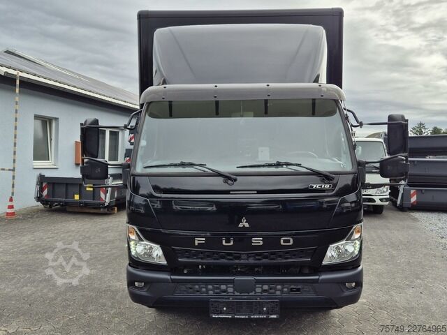 Vrachtwagen met bakwagen Fuso Canter 7C18 Aut., Koffer LBW AHK