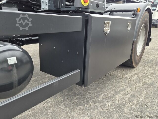 Haakarm vrachtwagen man TGM 18.320 BL 4x2 Abrollkipper 14t Automatik
