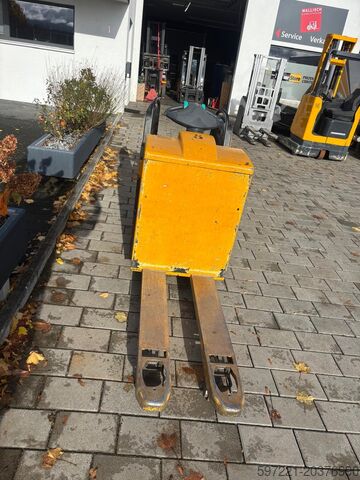 Transpalete electrice Jungheinrich ERE 225