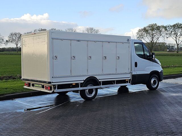 Refrigerated box wagon IVECO DAILY 35 S 11 MANUAL 10 DOORS