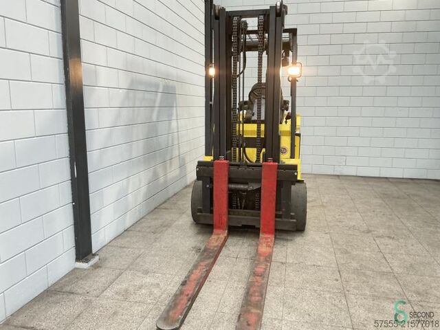 Empilhador Hyster E 5.50 XL