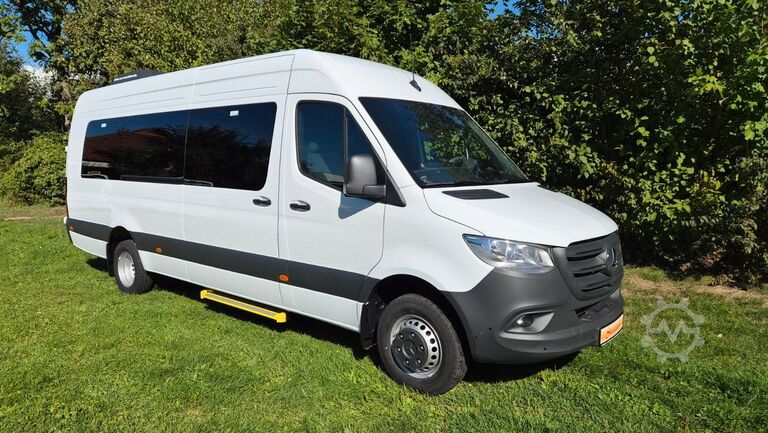 Minibus MERCEDES-BENZ 8 x 517 Sprinter Lord Light  22 SS Aktionspreis