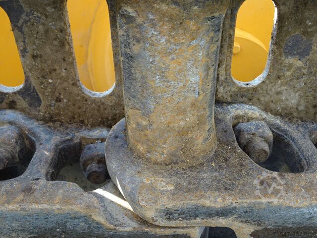 Hydraulic Excavators Liebherr R 936 NLC