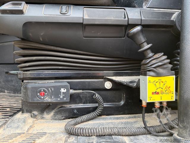 Standardowy ciągnik siodłowy MERCEDES-BENZ ACTROS 1846 4x4 HAD Euro 6 Kipphydraulik