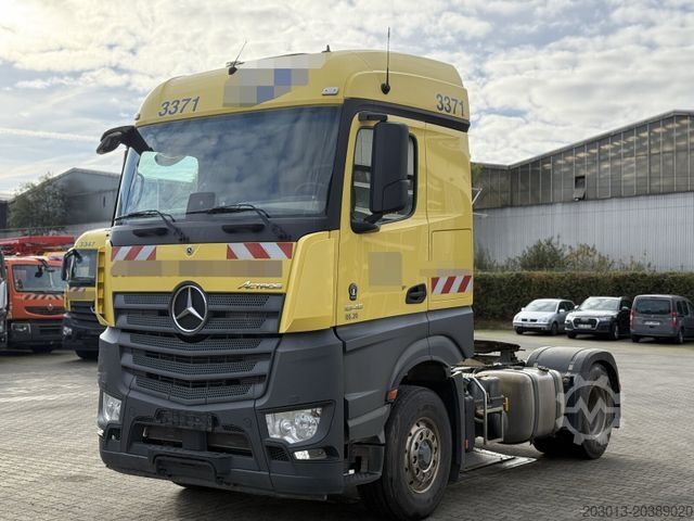 Standardowy ciągnik siodłowy MERCEDES-BENZ ACTROS 1846 4x4 HAD Euro 6 Kipphydraulik