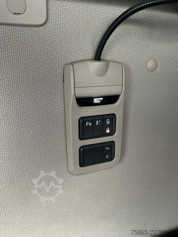 Volumen SCM DAF XF 450 FT SC / 857 dkm / Tacho V2 / 2 Tanks / N...
