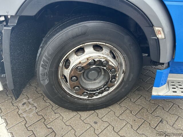 Volumen SCM DAF XF 450 FT SC / 857 dkm / Tacho V2 / 2 Tanks / N...