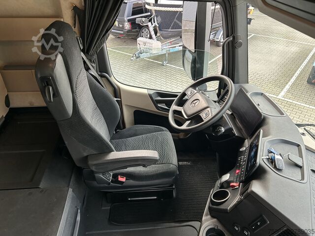 Standard-SZM Mercedes-Benz Actros 1845 Gigaspace / Tacho V2 / 391 dkm / Bl...