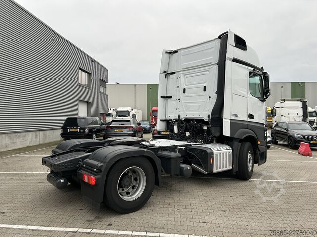 Standard-SZM Mercedes-Benz Actros 1845 Gigaspace / Tacho V2 / 371 dkm / Bl...