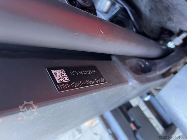 Electric 4-wheel forklift Linde E18PH-02