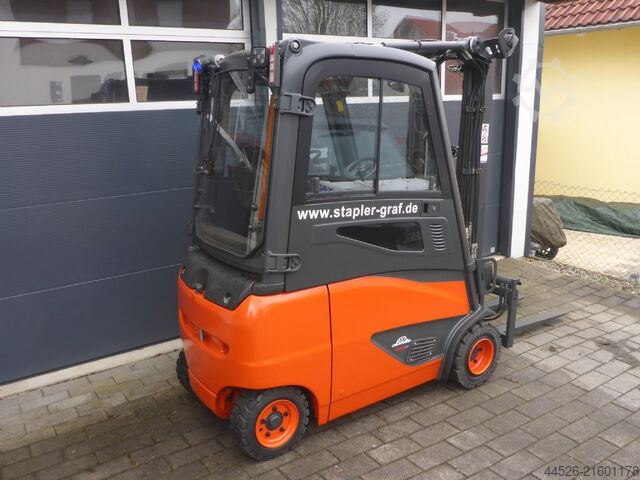 Elektrisk 4 -hjulig gaffeltruck Linde E20