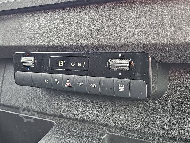 Bestelauto MERCEDES-BENZ SPRINTER 319 L2H2 V6 Dub.- Cab.