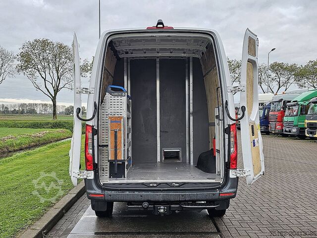 Bestelauto MERCEDES-BENZ SPRINTER 319 L2H2 V6 Dub.- Cab.