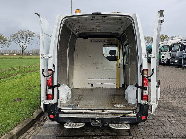 Bestelauto RENAULT MASTER 2.3 L2H2 Navi Trekhaak!