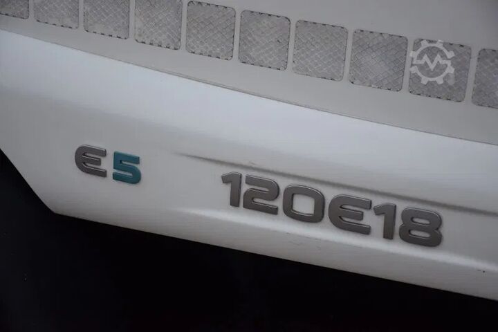 Gekoeld/bevroren transport Iveco EuroCargo 120 E18 - frigo