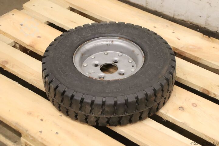 Solid rubber tires Continental CSE-Robust 5.00-8  SC 10  RIM 3.00 D