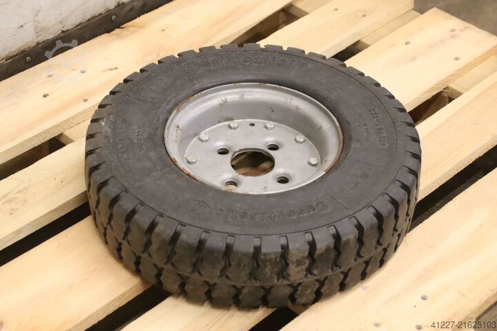 Solid rubber tires Continental CSE-Robust 5.00-8  SC 10  RIM 3.00 D