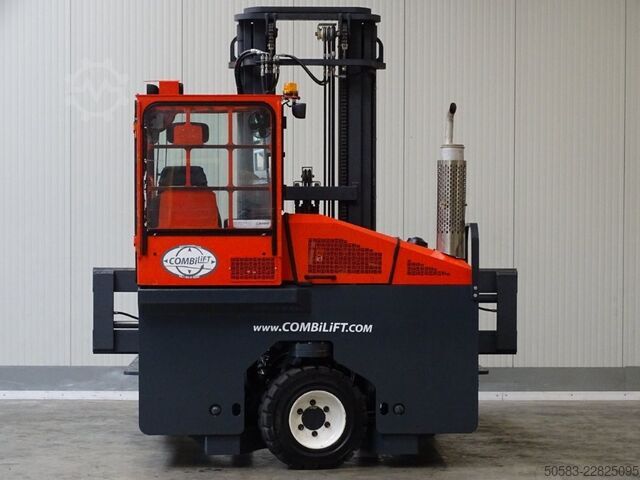 Vier-weg zijlader Combilift C4800 - TRIPLEX