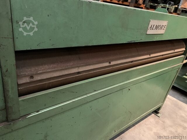 Machine à raidir la tôle transversale ALMORE DS RT 1500